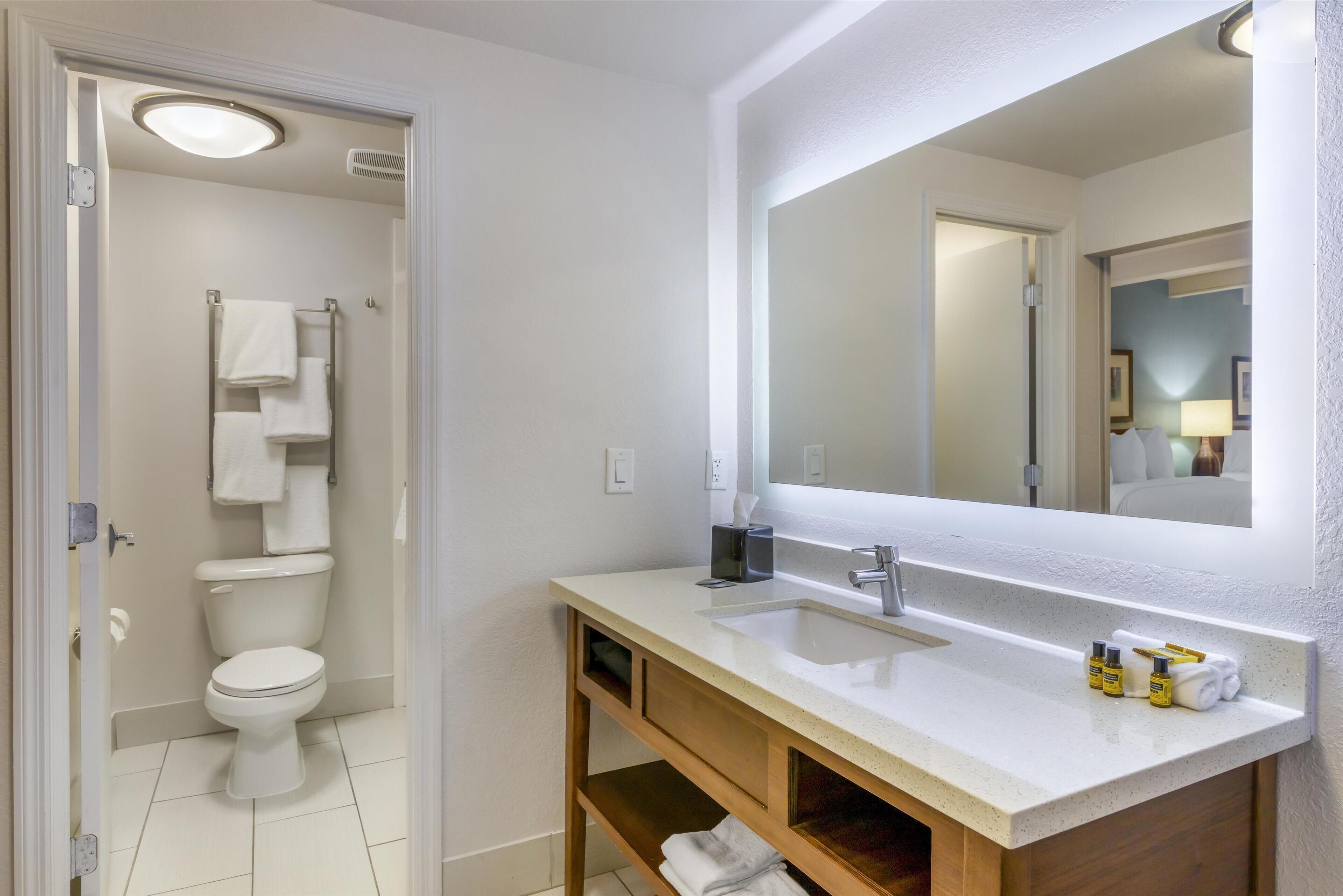 standard room, 2 queen beds, non smoking | bathroom | free toiletries, hair dryer, towels, soap