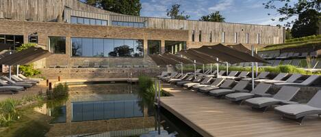 Indoor pool, outdoor pool