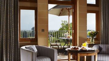 Garden/ Balcony Suite | Terrace/patio