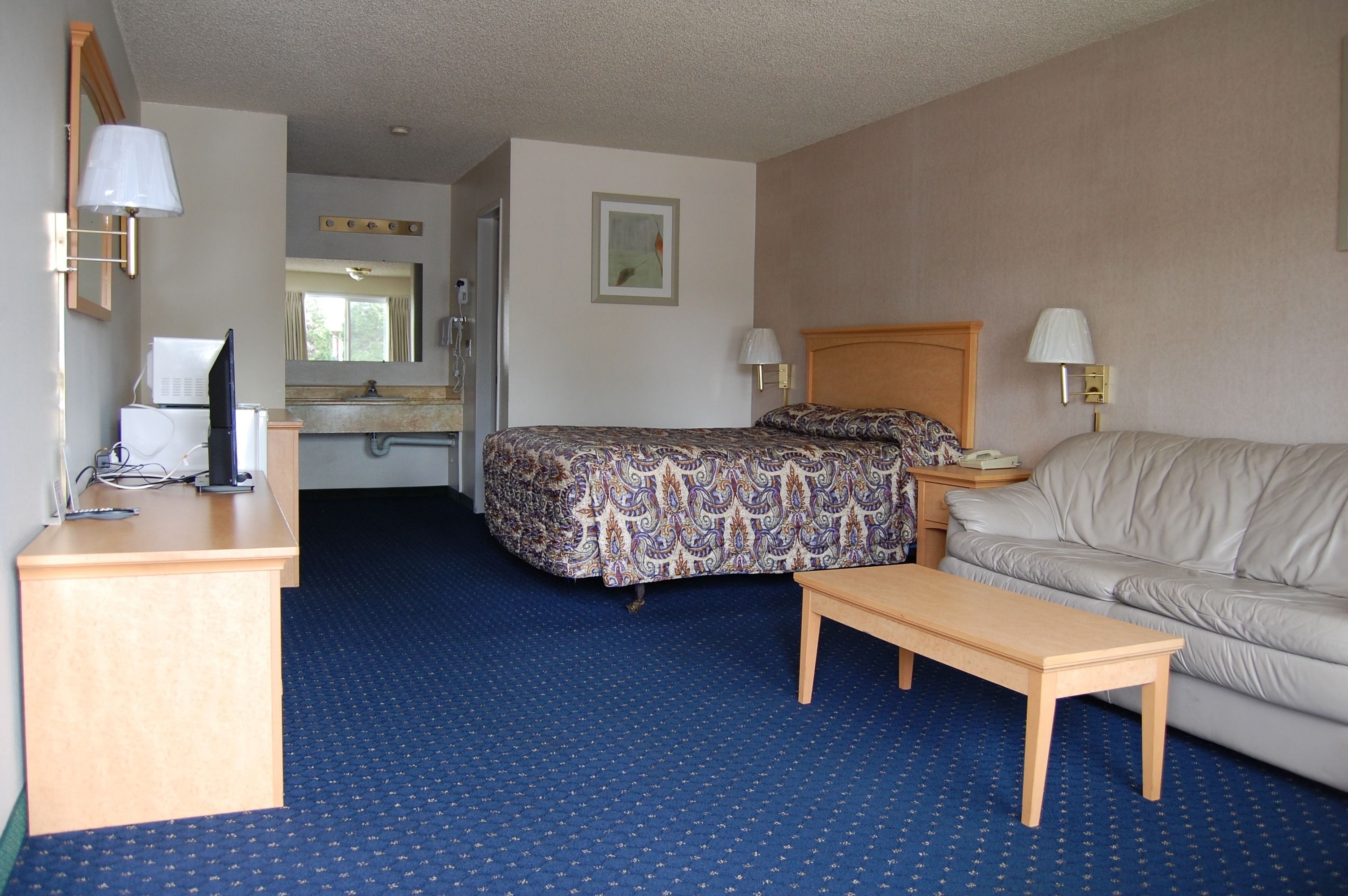 Premium bedding, individually decorated, individually furnished