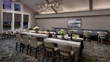 Sudah termasuk sarapan ala kontinental setiap hari