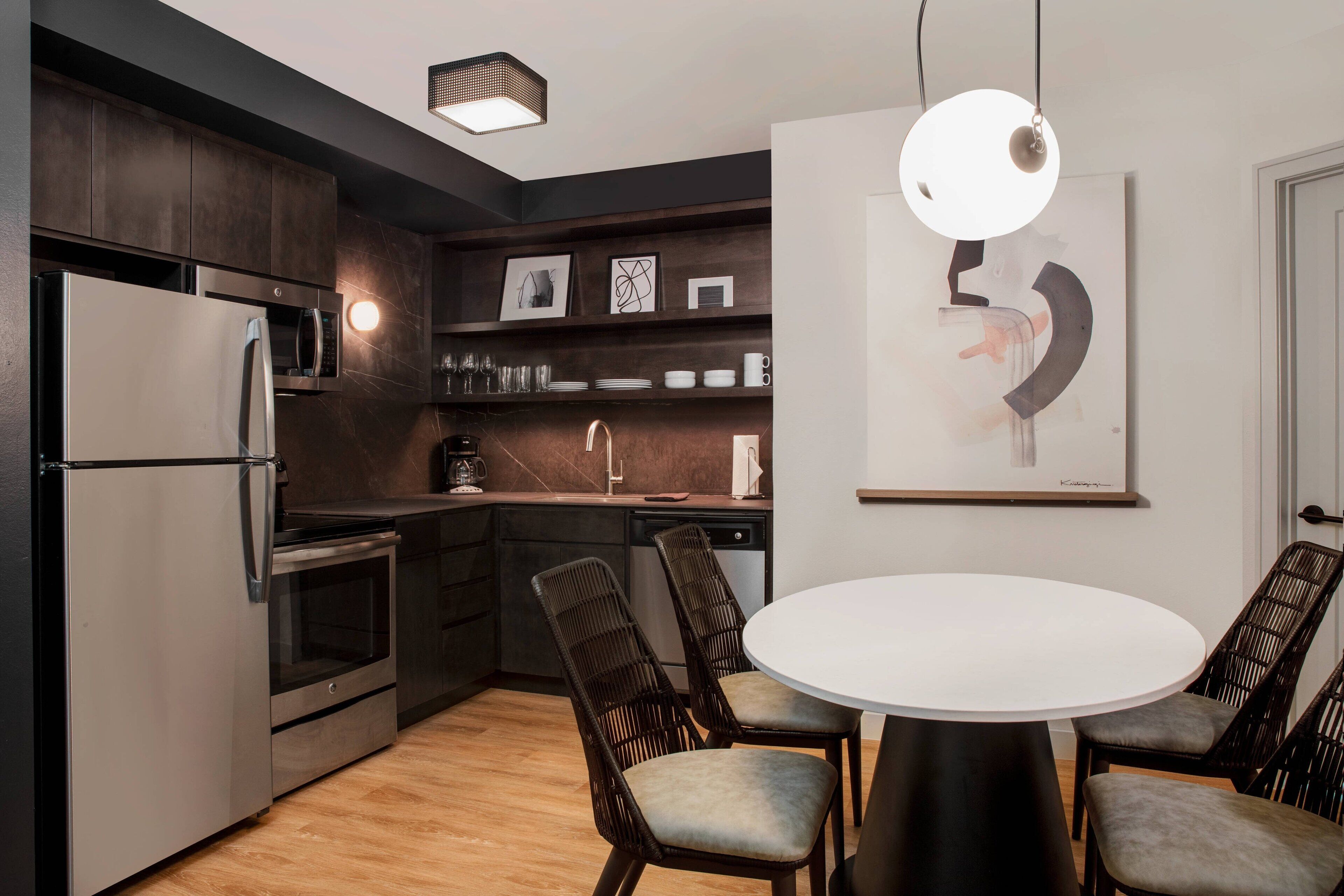 fridge, microwave, stovetop, dishwasher