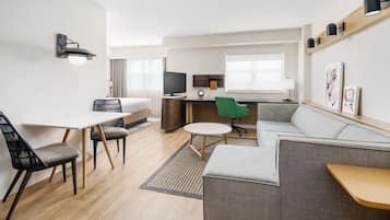 1 bedroom, hypo-allergenic bedding, in-room safe, desk