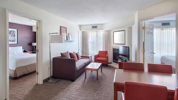 Suite, 2 Bedrooms, Non Smoking, Fireplace | 1 bedroom, premium bedding, desk, laptop workspace