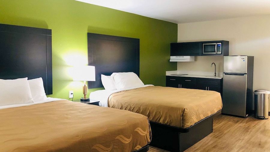Quality Inn & Suites Lake Charles South