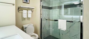 Quality Inn & Suites Lake Charles South