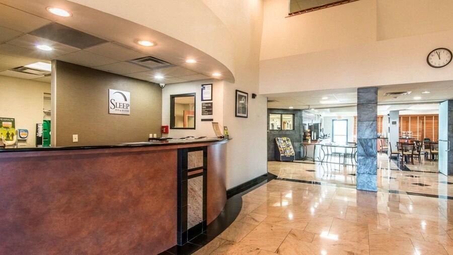 Sleep Inn & Suites Winchester near University