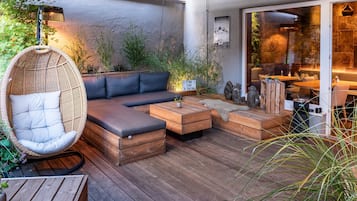 Bar (in der Unterkunft)