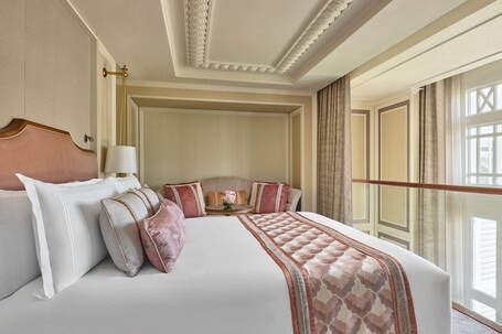 The Fullerton Hotel Singapore - Image 82