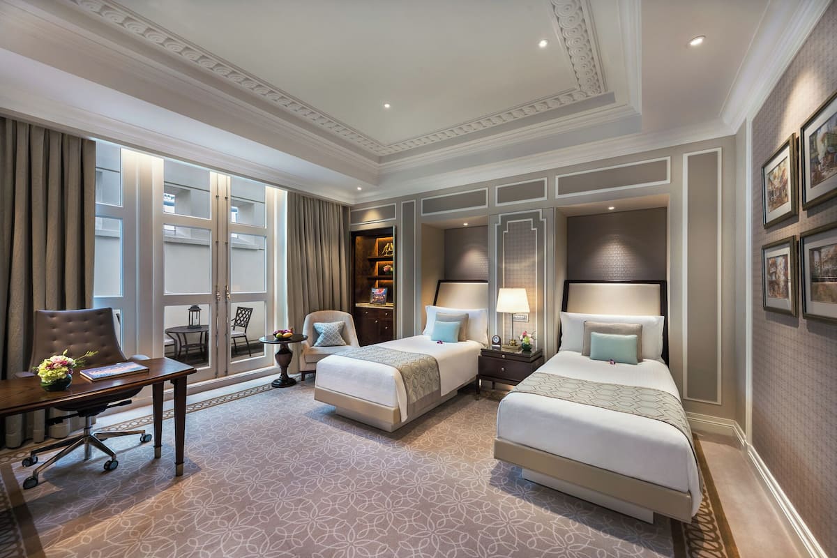 1 bedroom, premium bedding, minibar, in-room safe