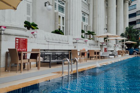 The Fullerton Hotel Singapore - Image 18