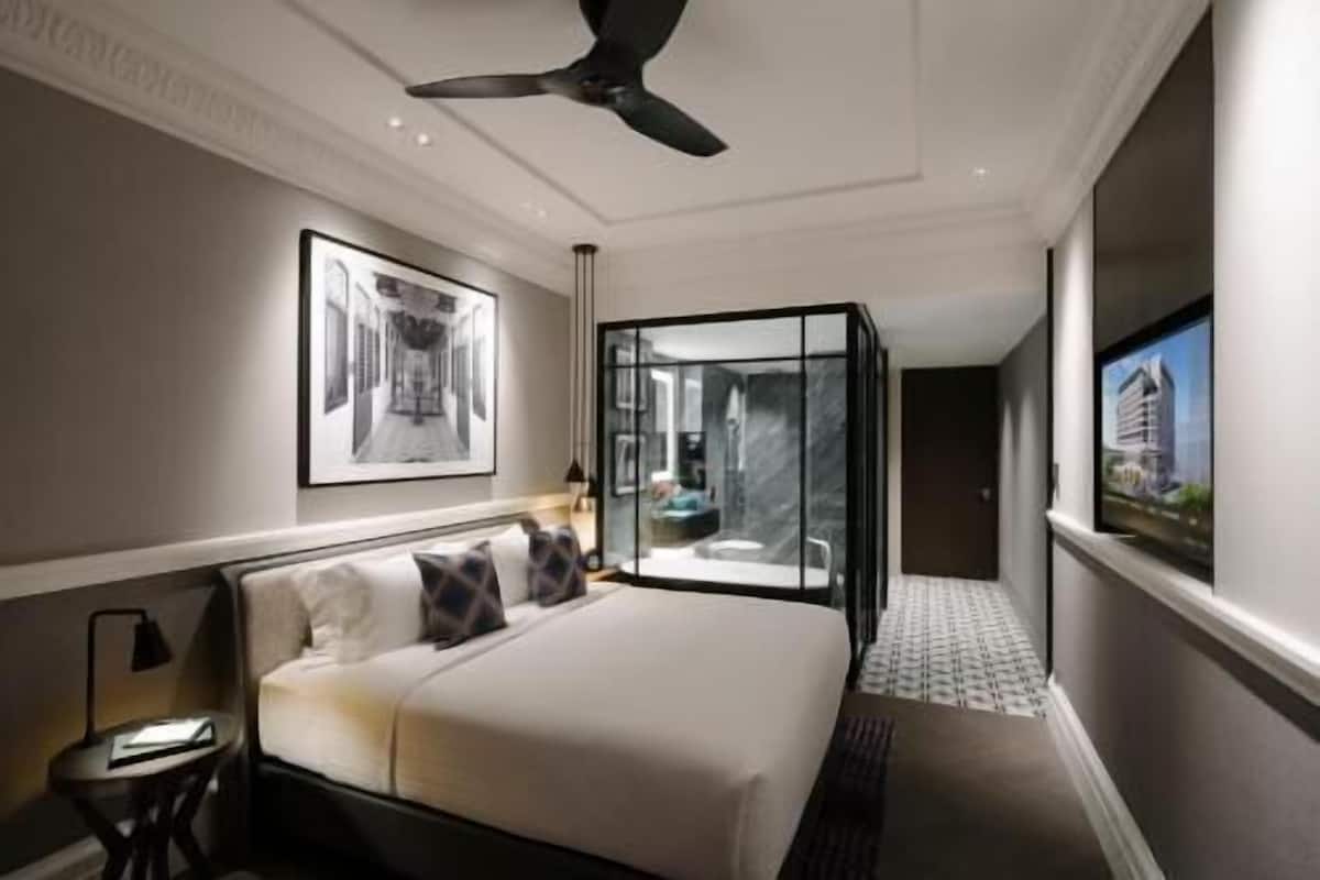 In-room safe, desk, blackout drapes, soundproofing