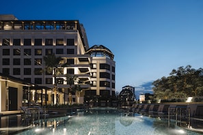 Outdoor pool, sun loungers