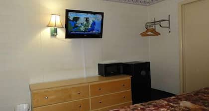 Relax Inn Elmira