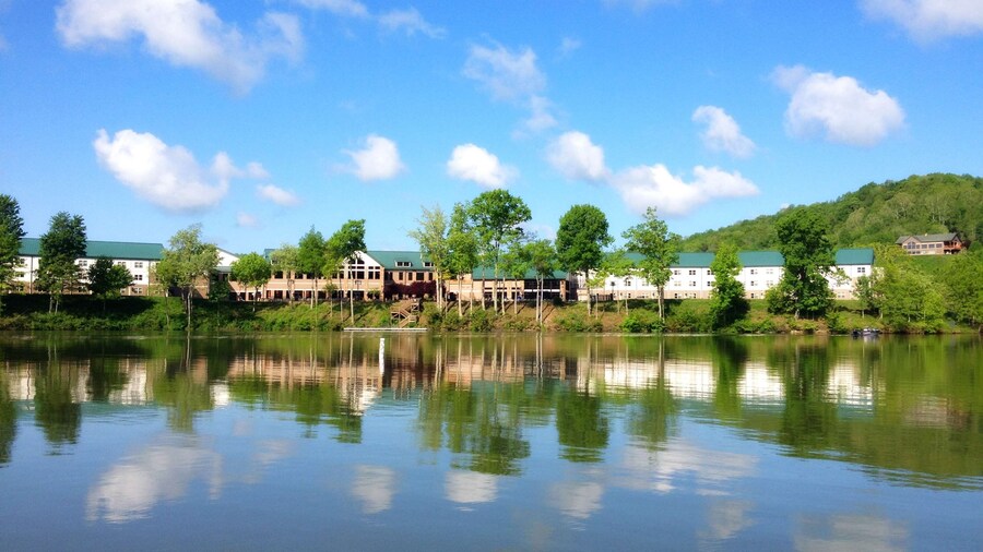 Stonewall Resort
