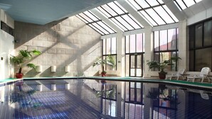 Indoor pool, outdoor pool - Zhaolong (Beijing)