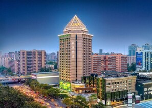 Exterior - Zhaolong (Beijing)