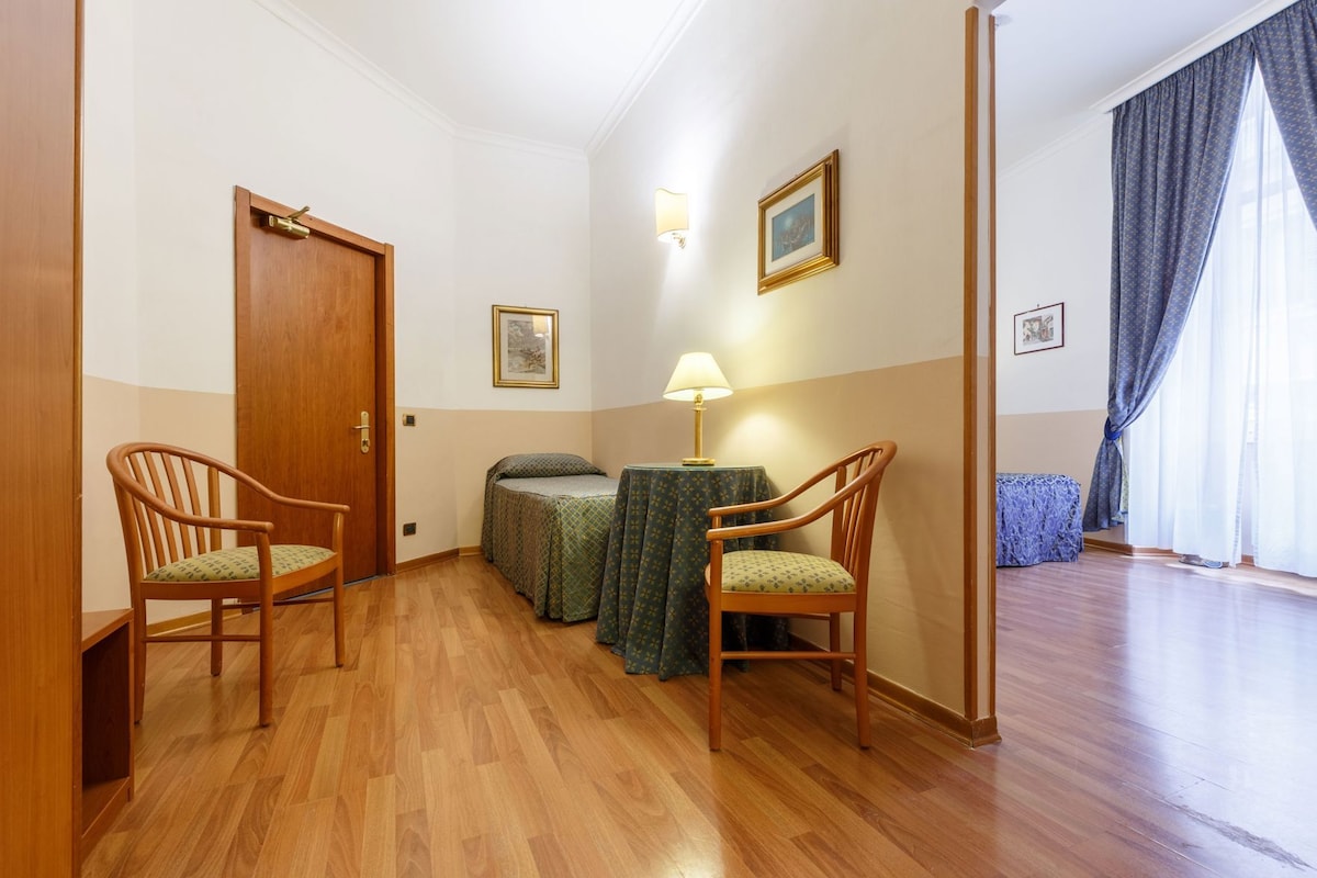 Pillowtop beds, minibar, in-room safe, desk