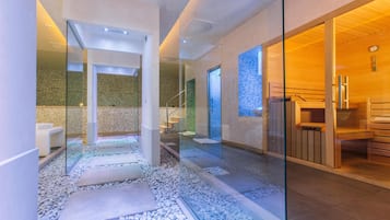 Sauna, hot tub, steam room, Turkish bath/hammam, body treatments