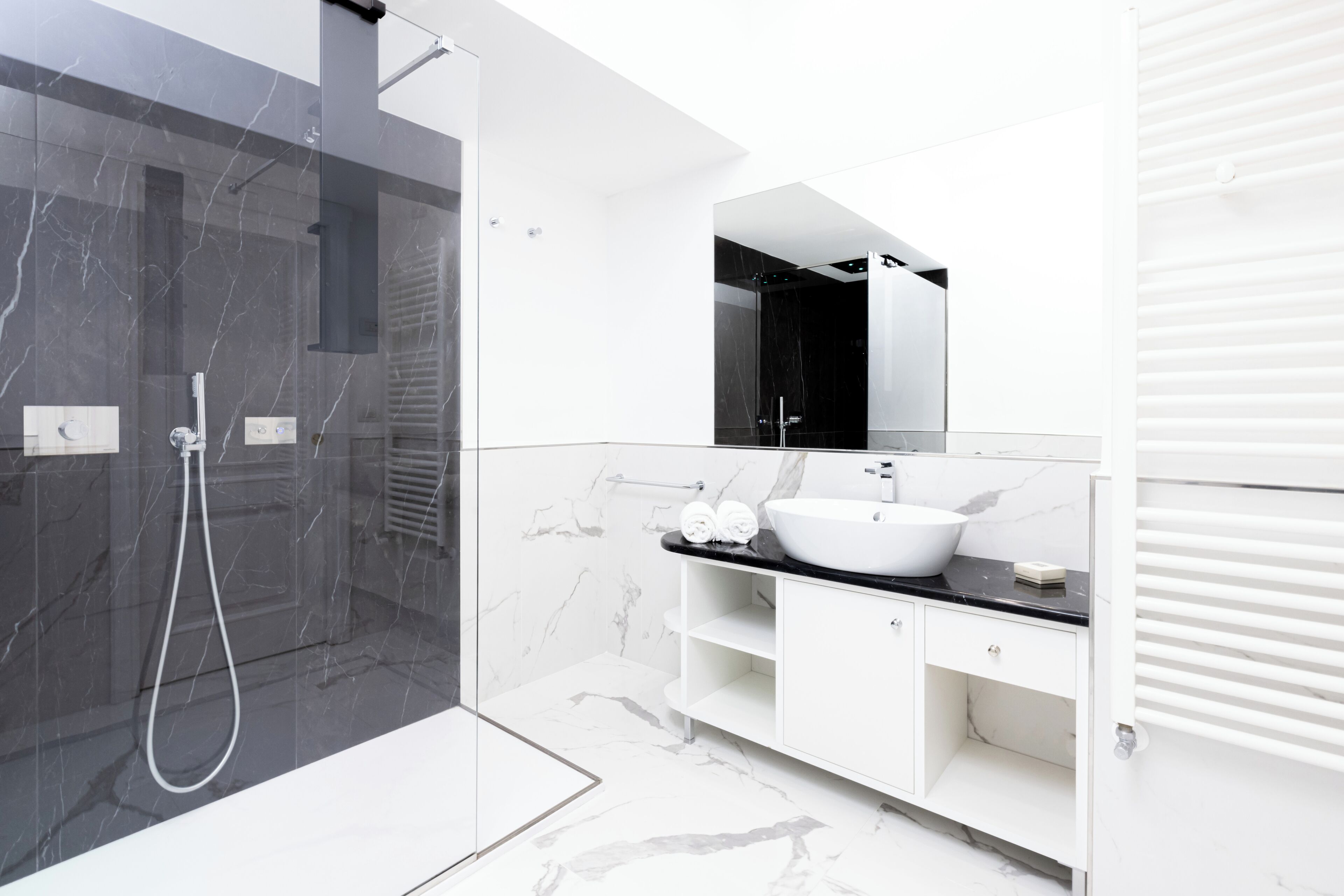 junior suite, balcony, sea view | bathroom | free toiletries, bathrobes, slippers, bidet