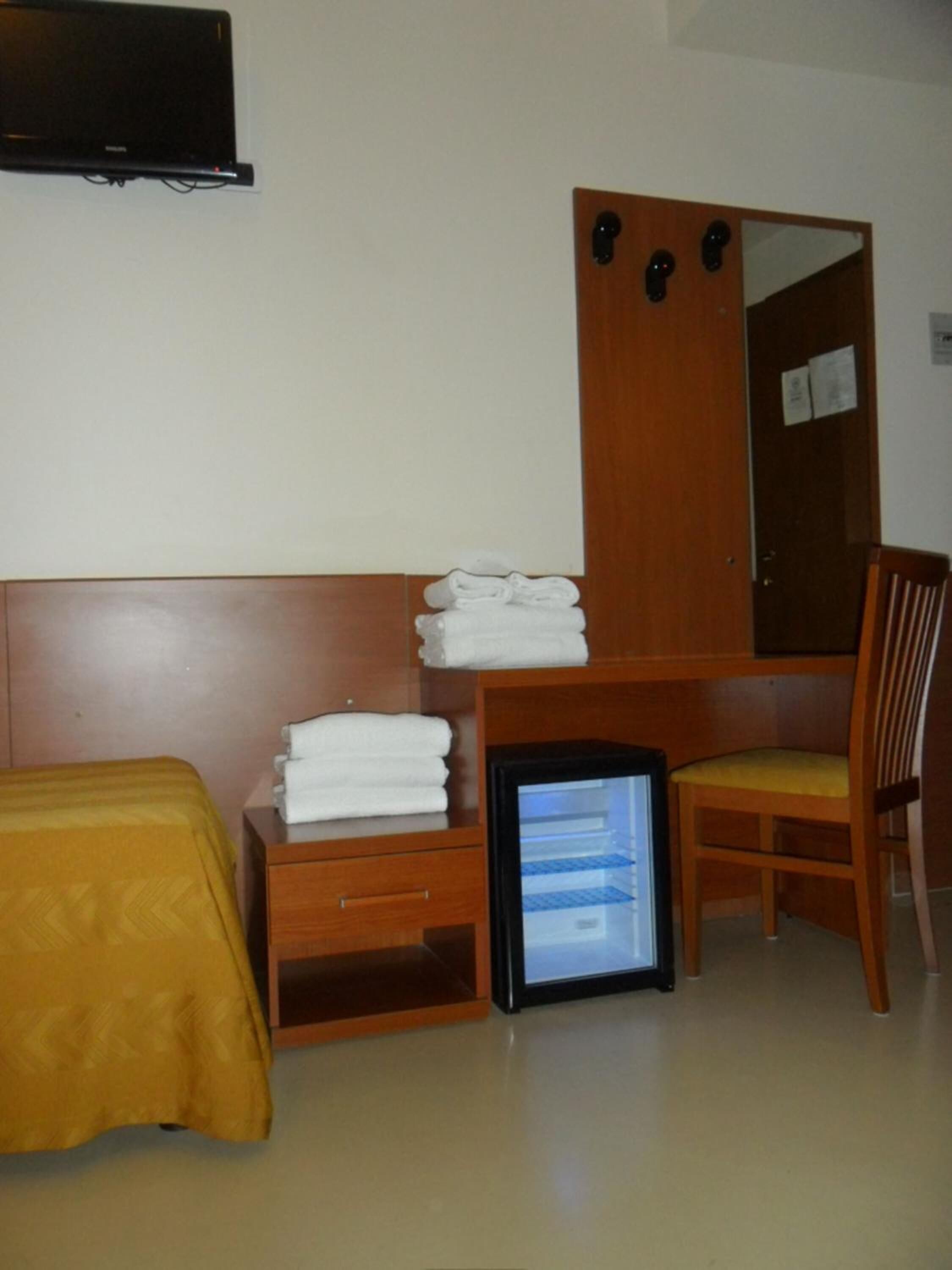 desk, blackout curtains, free wifi, bed sheets