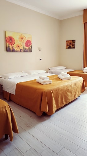 Hotel Everest