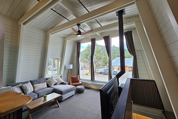 Luxury Suites + a loft (for children) | Living area | Flat-screen TV, fireplace