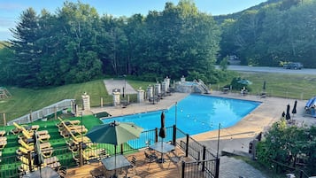 Indoor pool, outdoor pool