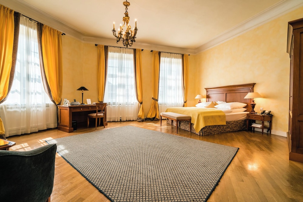 Hotel Deidesheimer Hof by null