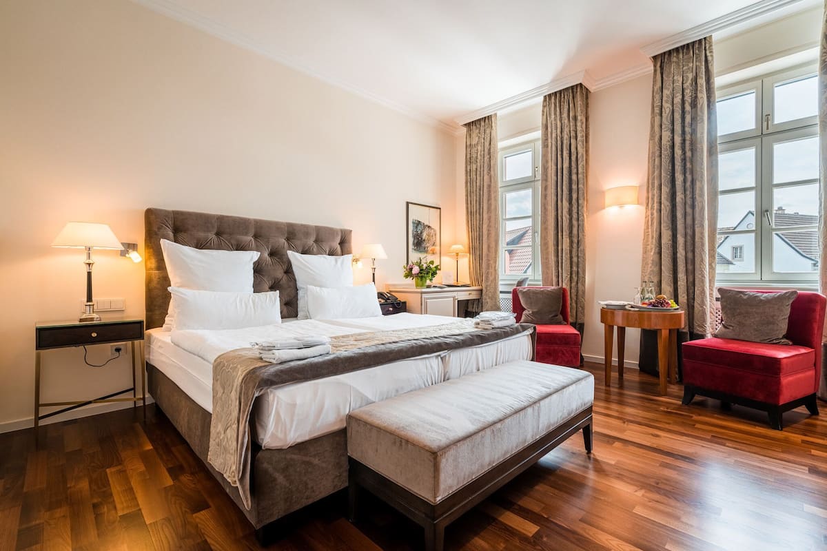 minibar, in-room safe, desk, soundproofing