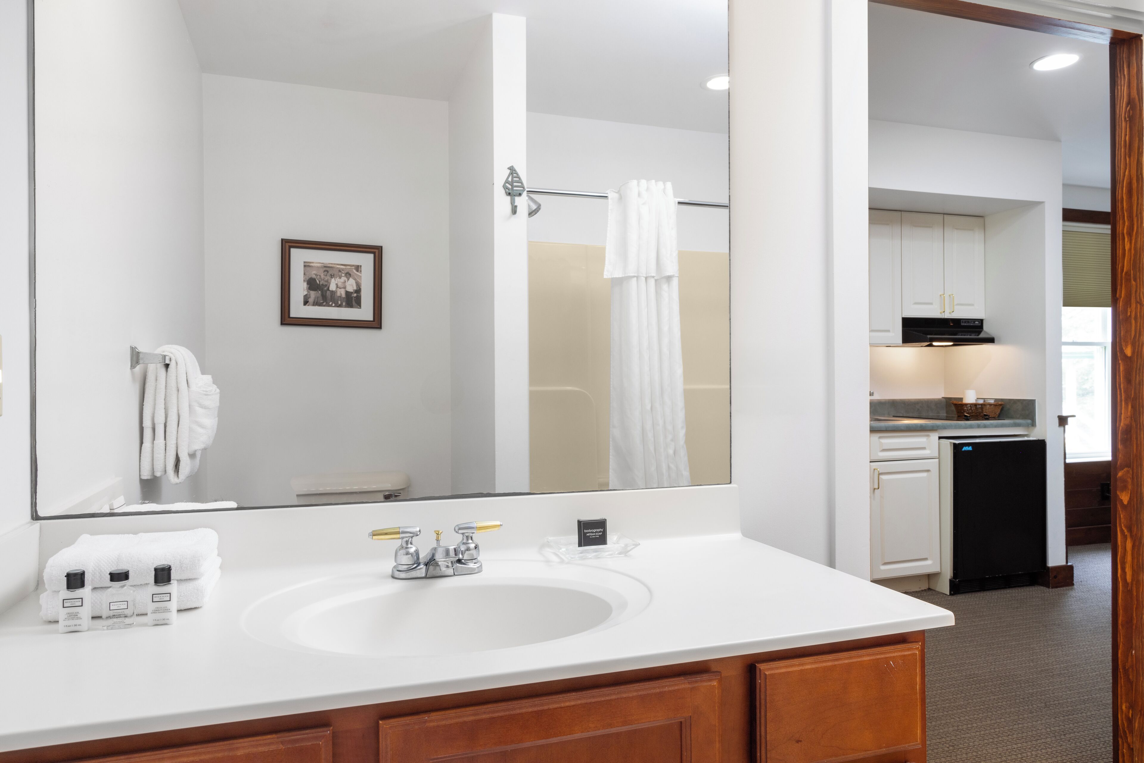 1 bedroom, egyptian cotton sheets, premium bedding, pillow-top beds