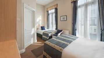 In-room safe, desk, iron/ironing board, free WiFi