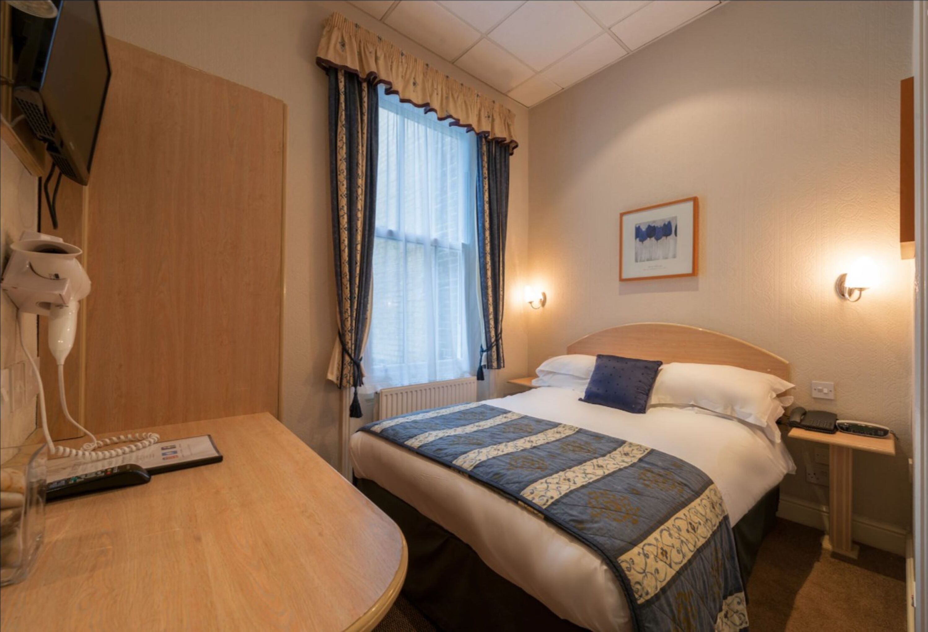 Coffre-fort pour ordinateur portable, bureau, fer et planche à repasser