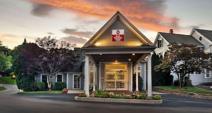 Best Western Plus Cold Spring