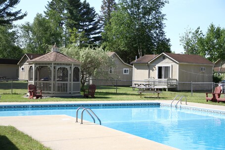 Children's play area - outdoor