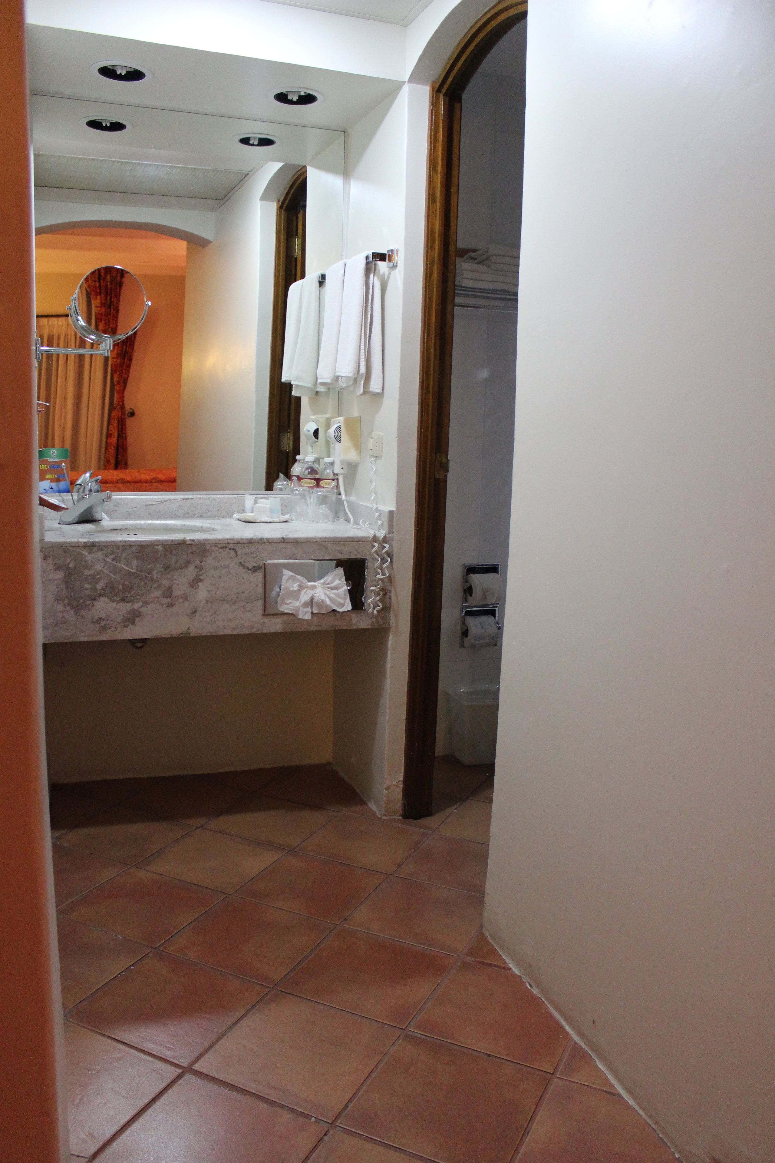 standard double room | bathroom | shower, free toiletries, hair dryer, towels