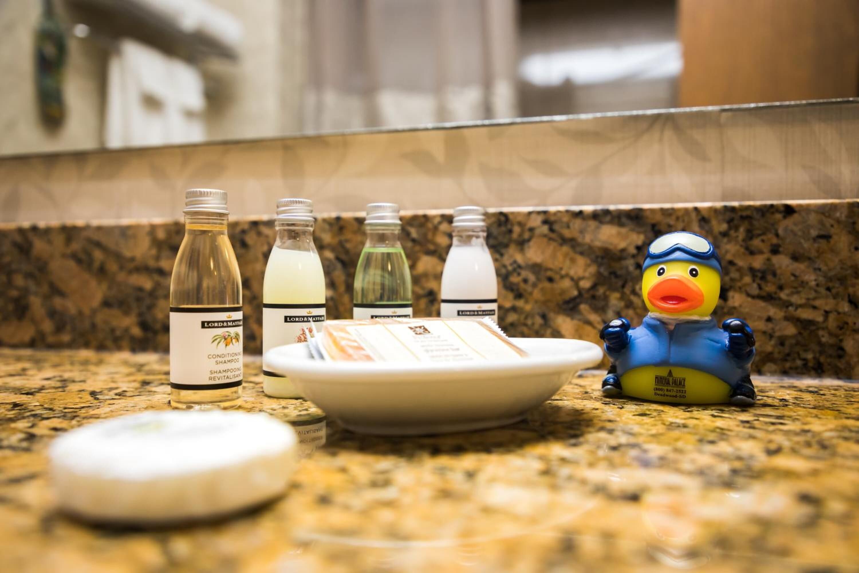 combined shower/bathtub, free toiletries, hair dryer, towels