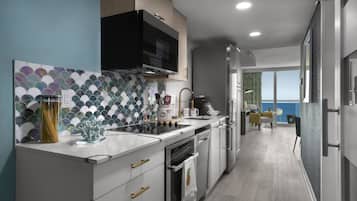 Fridge, microwave, coffee/tea maker