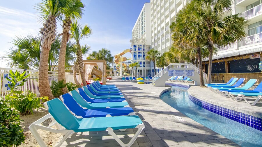 Crown Reef Beach Resort and Waterpark