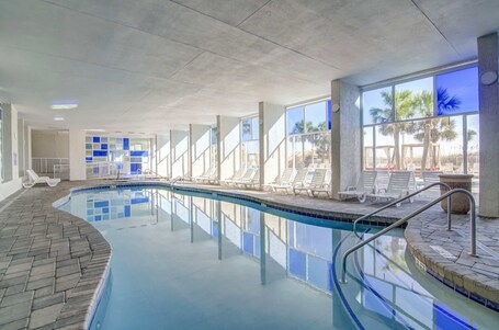Crown Reef Beach Resort and Waterpark - Image 47