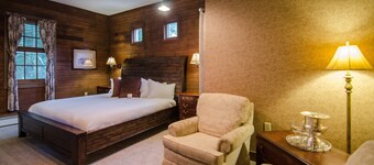 Heart of the Village Inn