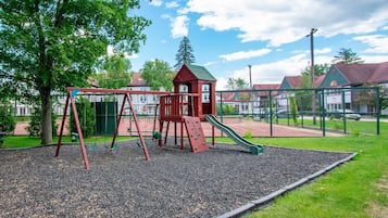 Children's play area - outdoor