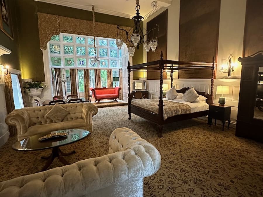 Presidential Suite, Ensuite, Garden View | Individually decorated, individually furnished, desk, iron/ironing board