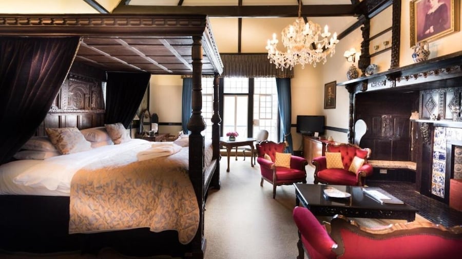 Langtry Manor Hotel