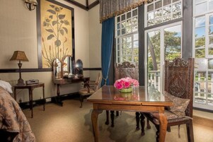 Superior Suite, Ensuite | Individually decorated, individually furnished, desk, iron/ironing board