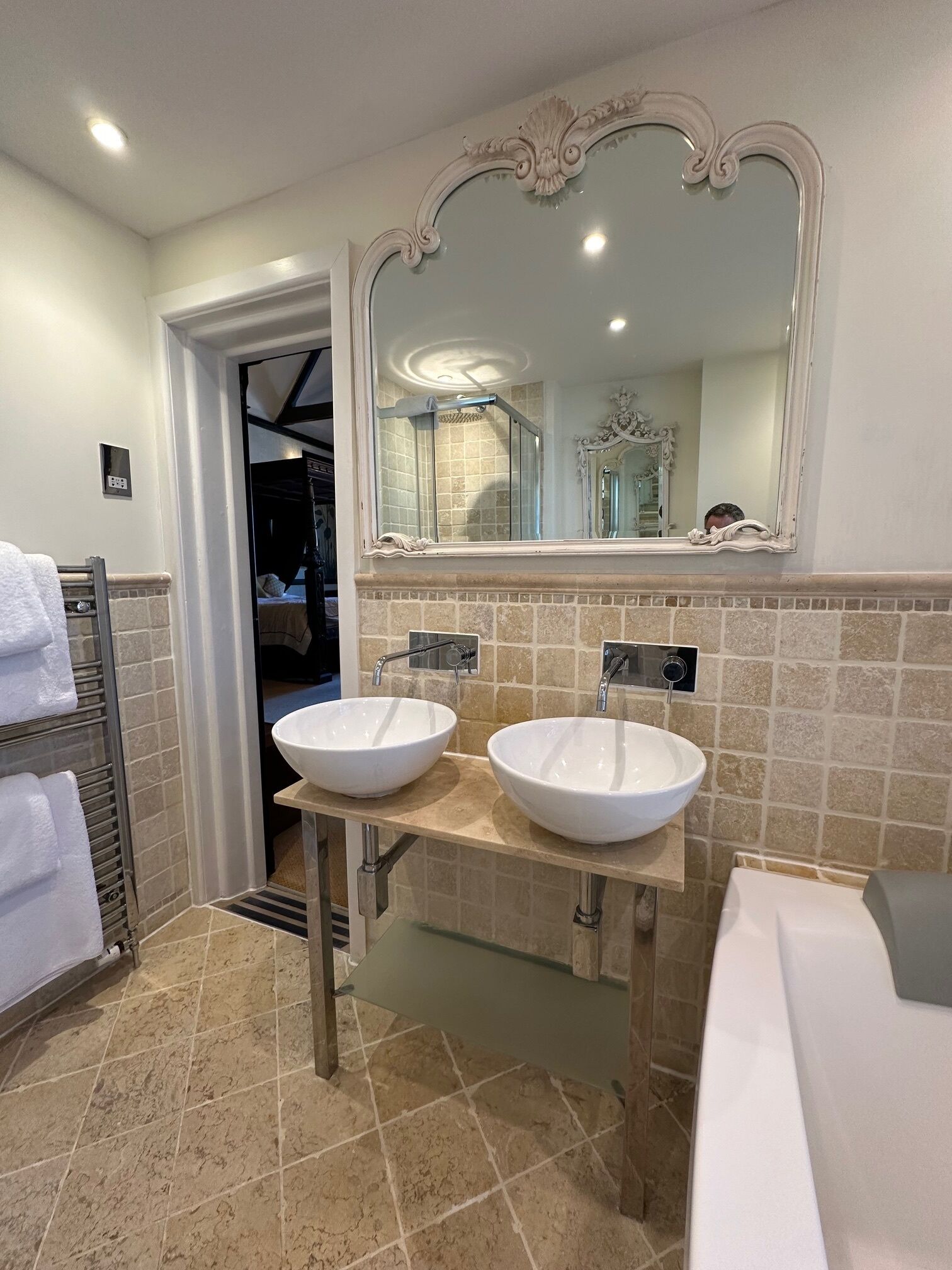 Photo - Langtry Manor Hotel