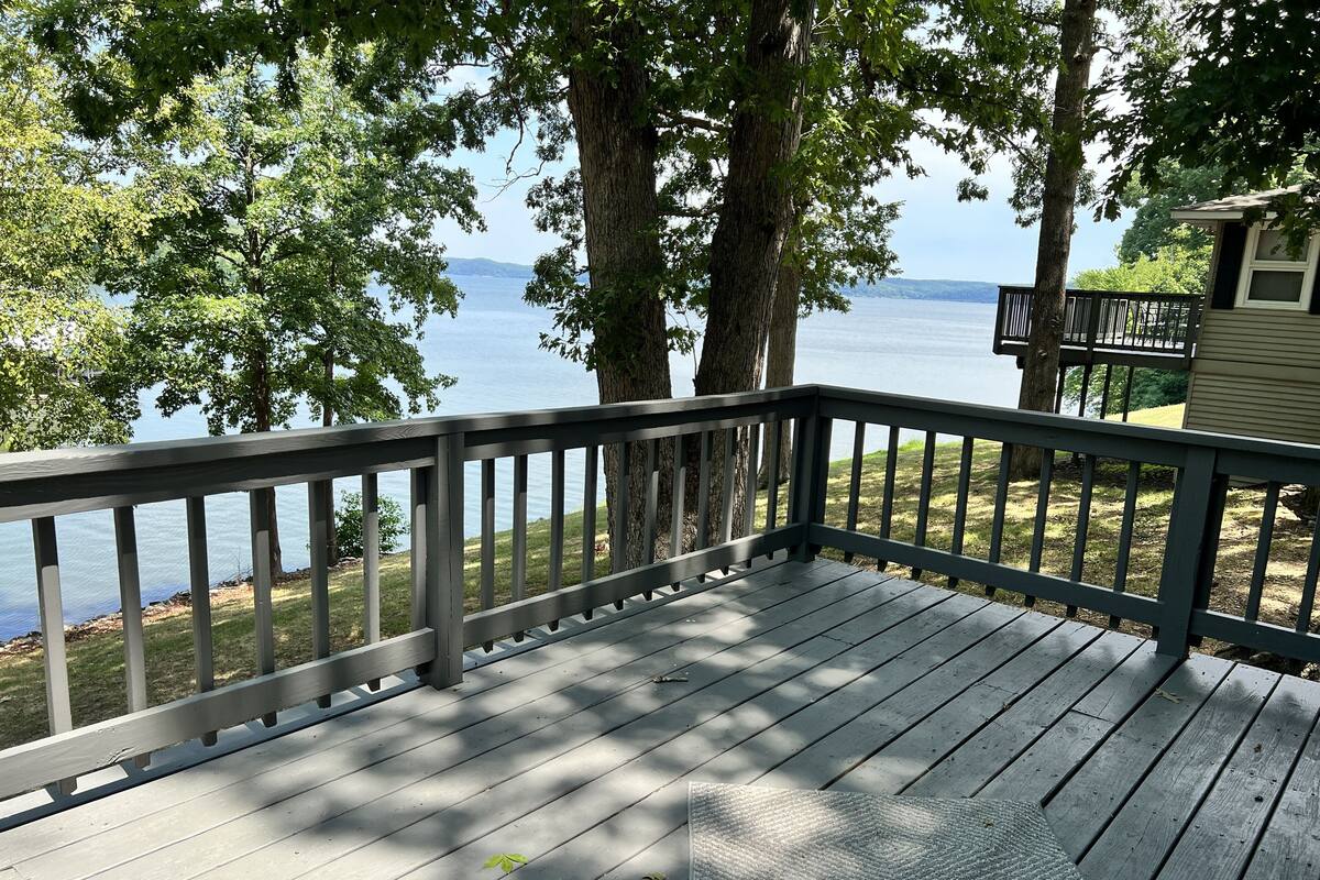 Cottage (2), 2 Bedrooms, Lake View, Lakeside | Terrace/patio