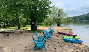 On the beach, beach volleyball, kayaking, rowing