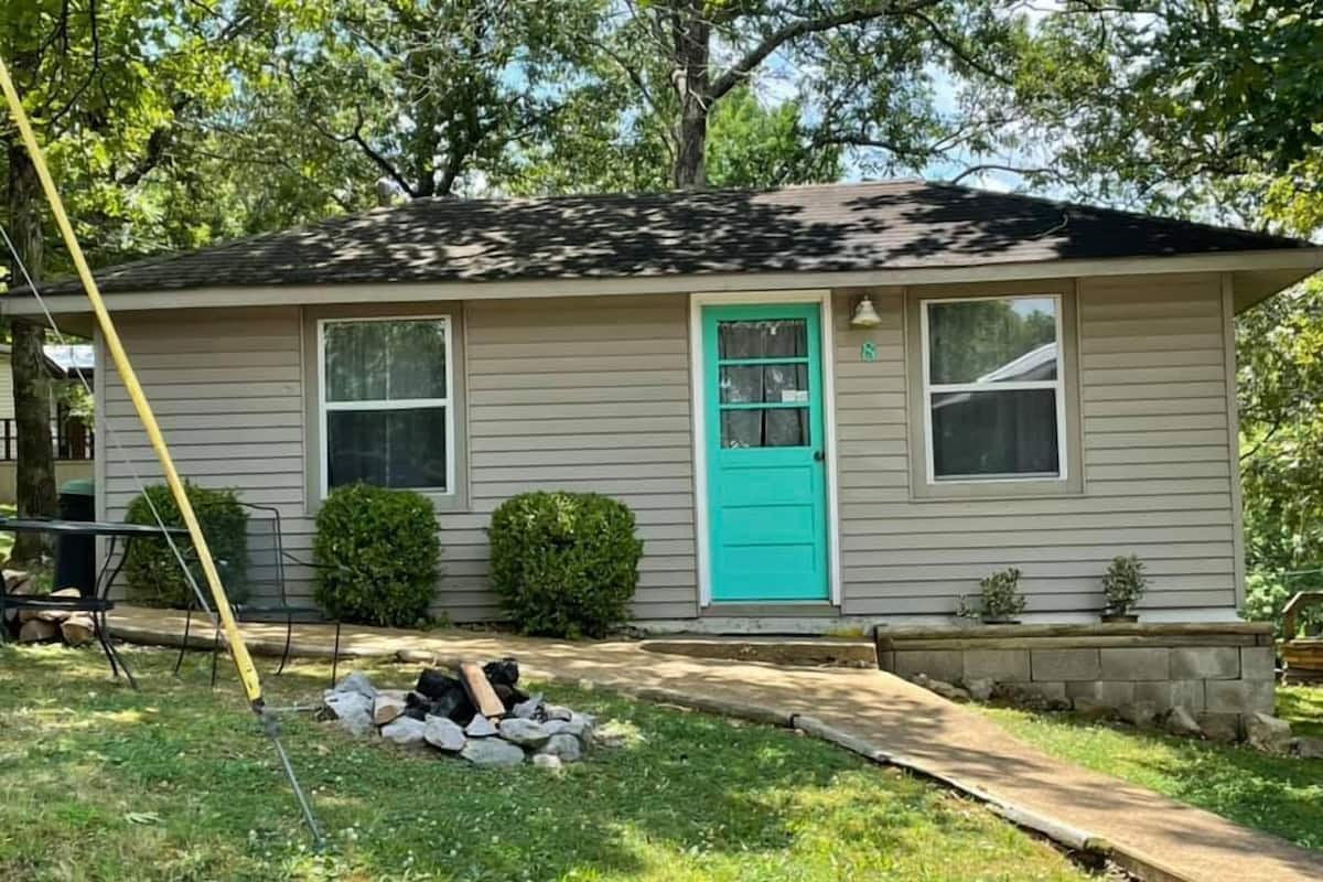 Cottage (8), 1 Bedroom, Partial Lake View