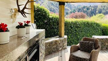Cottage Mewah (Foxs Room) | Teras/patio